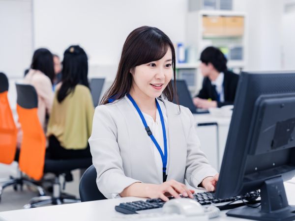 ★契約社員★JR貨物対応のお仕事【箱崎エリア】